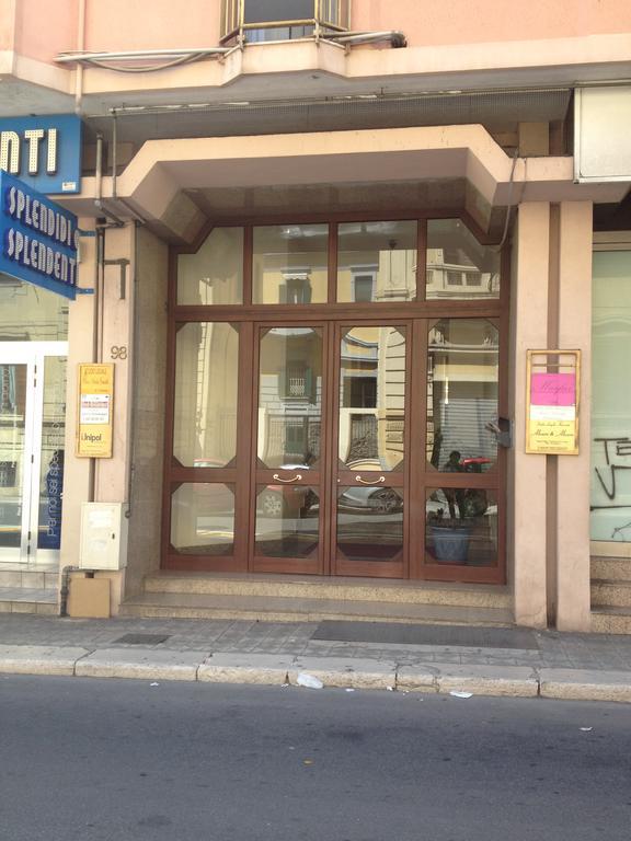 Rooms2Rent Реджо-ди-Калабрия Экстерьер фото