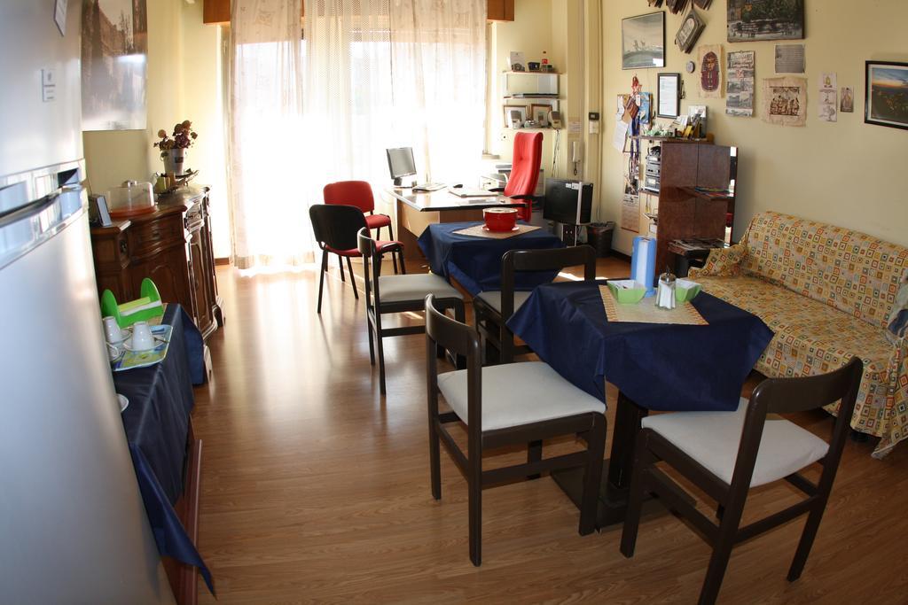 Rooms2Rent Реджо-ди-Калабрия Экстерьер фото