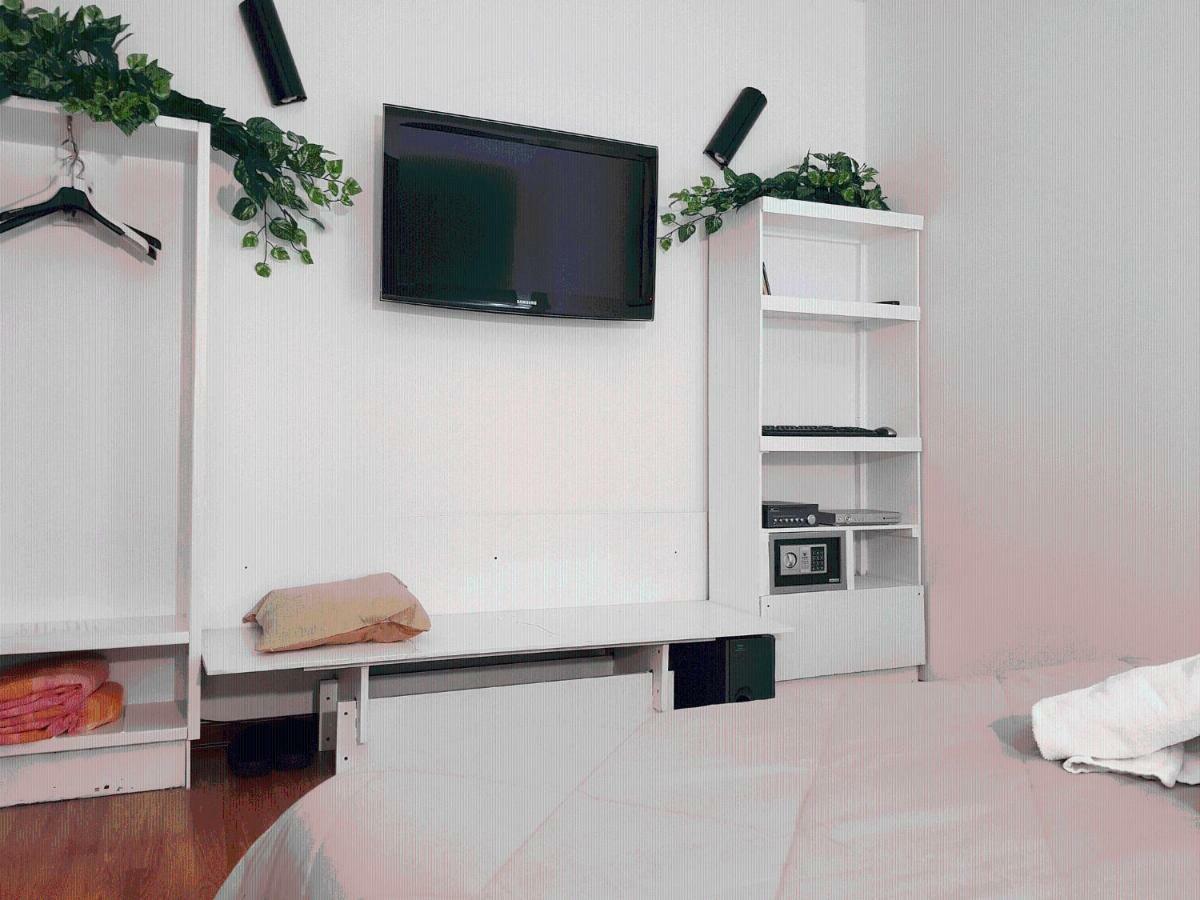 Rooms2Rent Реджо-ди-Калабрия Экстерьер фото