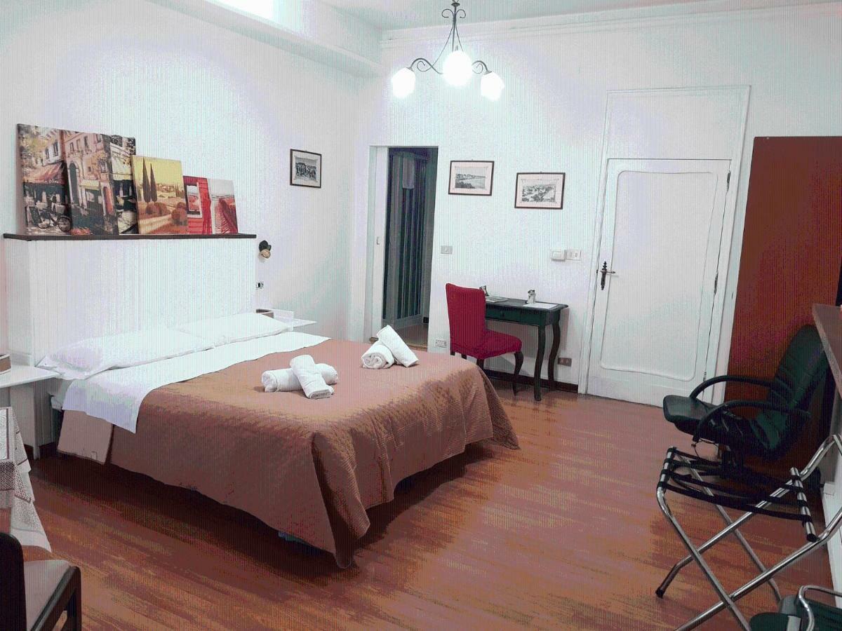 Rooms2Rent Реджо-ди-Калабрия Экстерьер фото