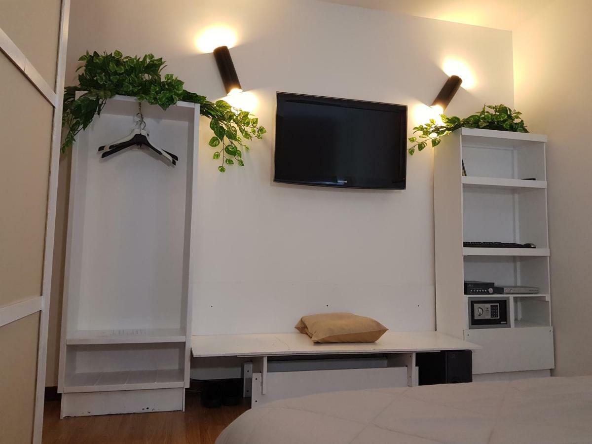 Rooms2Rent Реджо-ди-Калабрия Экстерьер фото