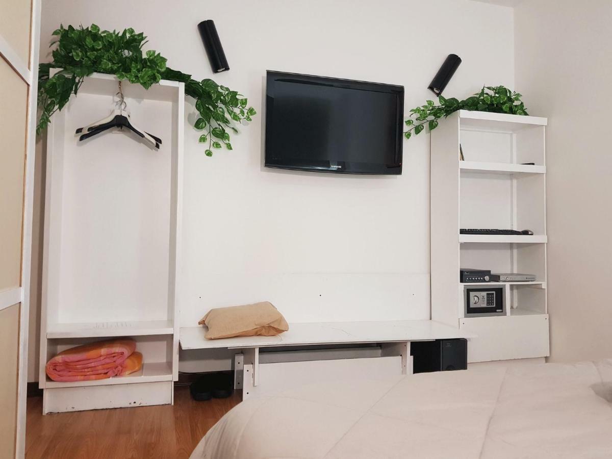 Rooms2Rent Реджо-ди-Калабрия Экстерьер фото